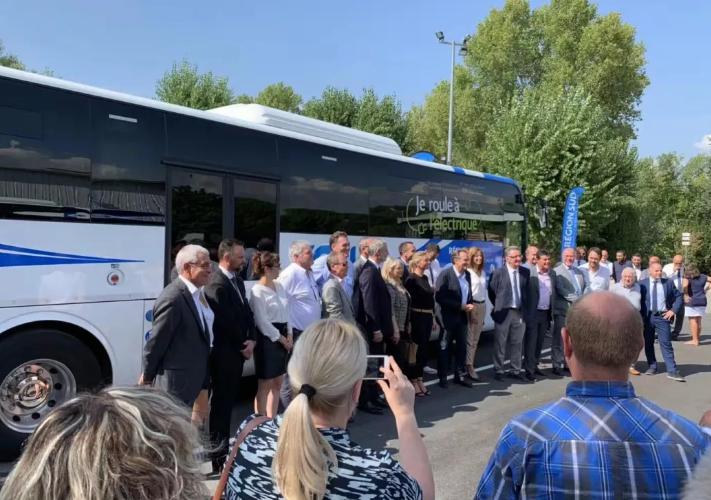 Se inició la primera línea interurbana pura eléctrica en Europa, y el autobús puro eléctrico de Yutong entró en Provenza, Francia.