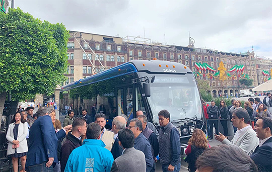 Viajando al otro lado del mundo, 63 trolebuses YUTONG abren electromovilidad en la CDMX!