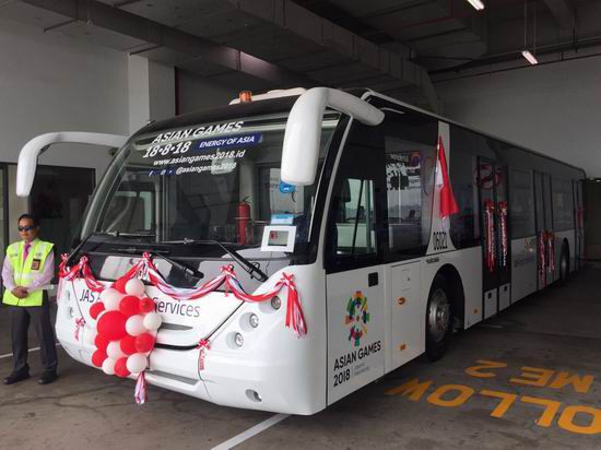 ¡Escolta para los Juegos Asiáticos en Yakarta! Autobuses de aeropuerto Yutong se entregaron a Indonesia por lote